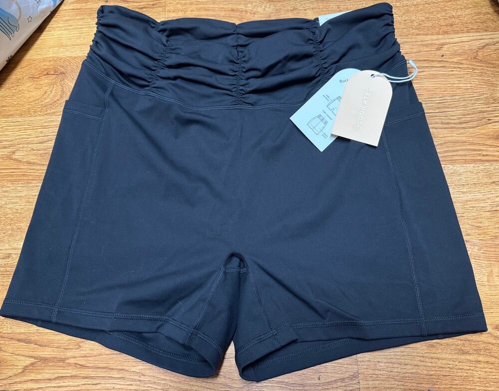 NWT Ladies Plus Blogilates Black Ruched Waist Shorts - 3X